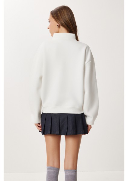 Fermuarlı Yaka Baskılı Şardonlu Örme Sweatshirt LUB0306 Ekru fırsatları