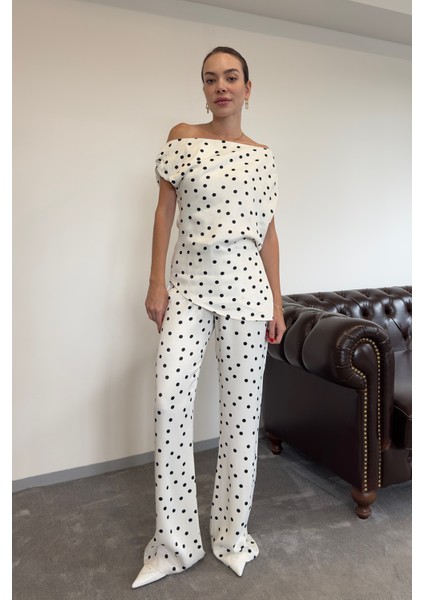 Asimetrik Puantiyeli Premium Takım- Ekru