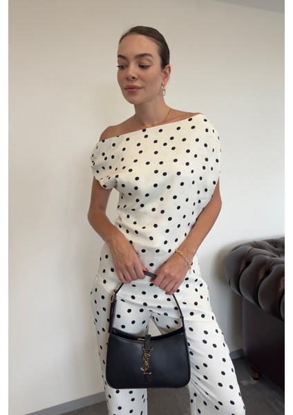 Asimetrik Puantiyeli Premium Takım- Ekru