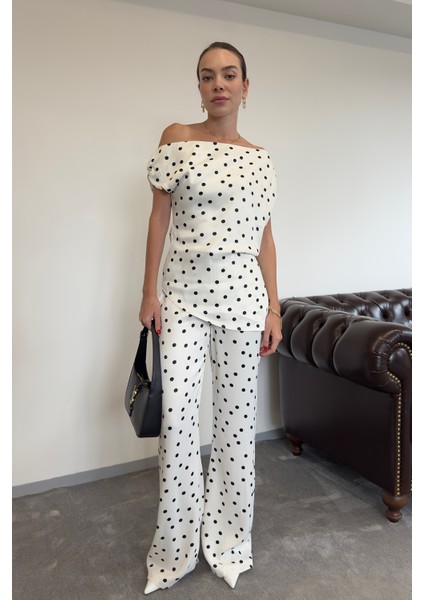 Asimetrik Puantiyeli Premium Takım- Ekru