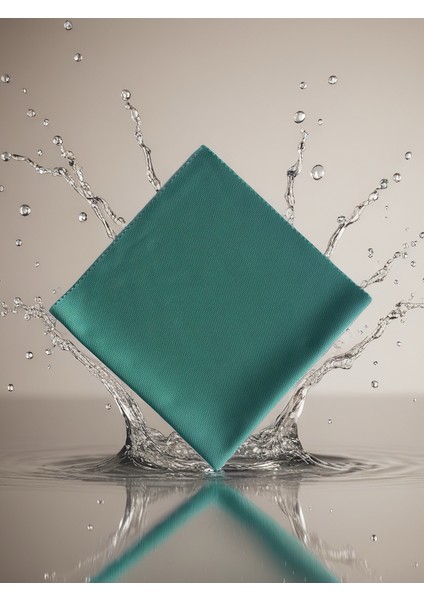 Aliva's Premium Mikrofiber Cam ve Ayna Bezi- Sihirli Temizlik Bez – 40X40 Cm- Yeşil Renk