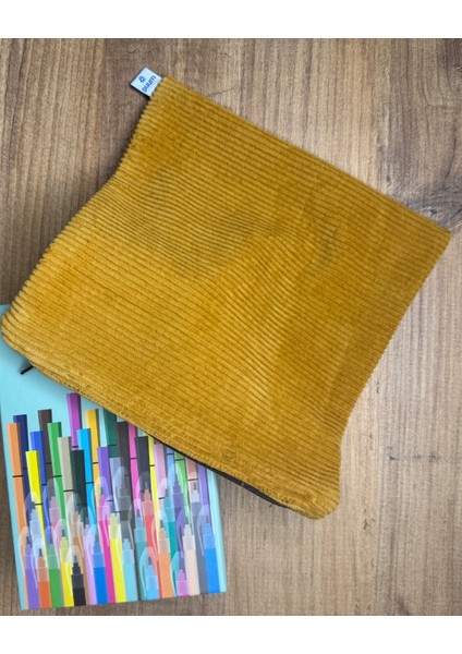 Fitilli Hardal Kadife Kalem Kutusu & Makyaj Çantası – 21X21 cm fiyatları