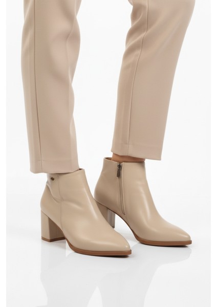Krem Içi Kürklü Fermuarlı Kadın Topuklu Bot