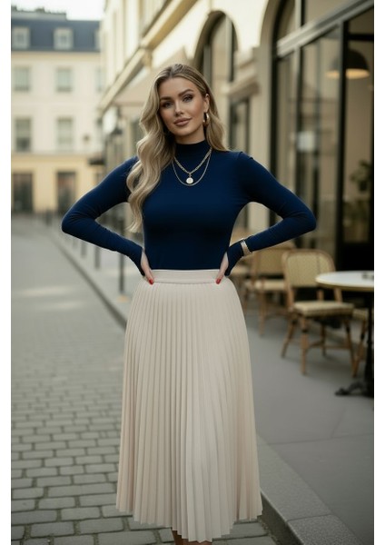 Parmak Geçmeli Kadın Body – Esnek Kumaş indirimleri