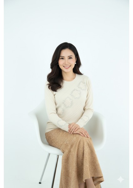 Kadın Kışlık Demet Motifli Boncuklu ve Taşlı Dar Kesim Likralı Kardelen Dokuma Genç Anne Triko Kazak fiyatları