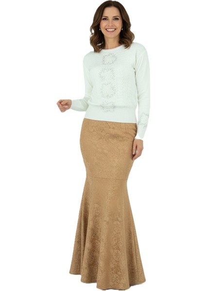 Kadın Kışlık Çiçek Tacı Motifli Boncuklu ve Taşlı Dar Kesim Likralı Kardelen Dokuma Genç Anne Triko Kazak