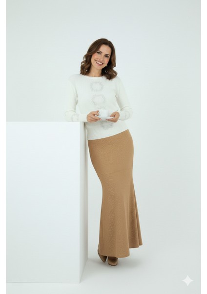 Kadın Kışlık Çiçek Tacı Motifli Boncuklu ve Taşlı Dar Kesim Likralı Kardelen Dokuma Genç Anne Triko Kazak modelleri