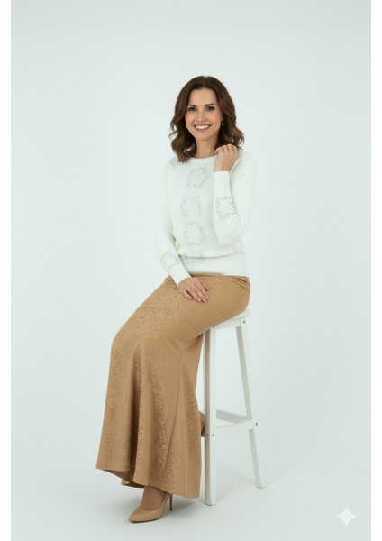 Kadın Kışlık Çiçek Tacı Motifli Boncuklu ve Taşlı Dar Kesim Likralı Kardelen Dokuma Genç Anne Triko Kazak fırsatları