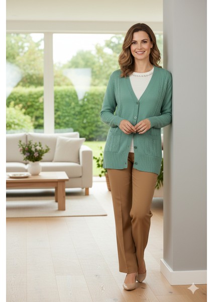 Kadın Kışlık Örgü Desenli Düğmeli Çift Cepli Uzun Kollu Normal Kesim Likralı Kardelen Dokuma Anne Hırka fiyatları