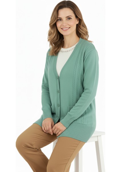 Kadın Kışlık Örgü Desenli Düğmeli Çift Cepli Uzun Kollu Normal Kesim Likralı Kardelen Dokuma Anne Hırka indirimleri