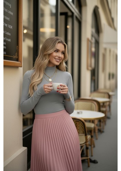 Parmak Geçmeli Kadın Body – Esnek Kumaş fiyatları