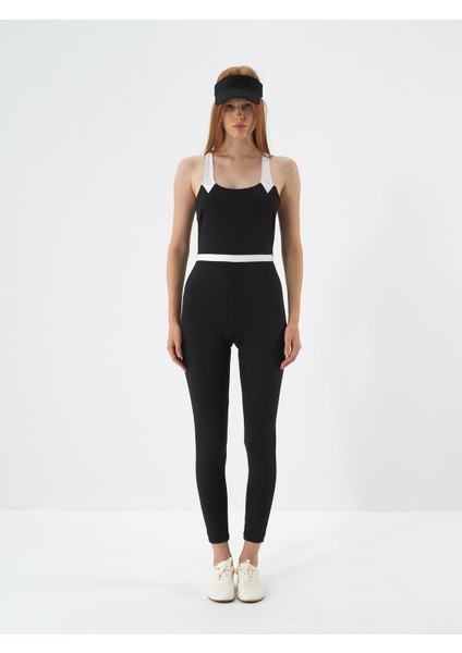 Kadın Siyah Esnek Dokulu Slim Fit Tulum