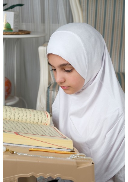 Pratik Hazır Geçmeli Çocuk Şal Beyaz fırsatları