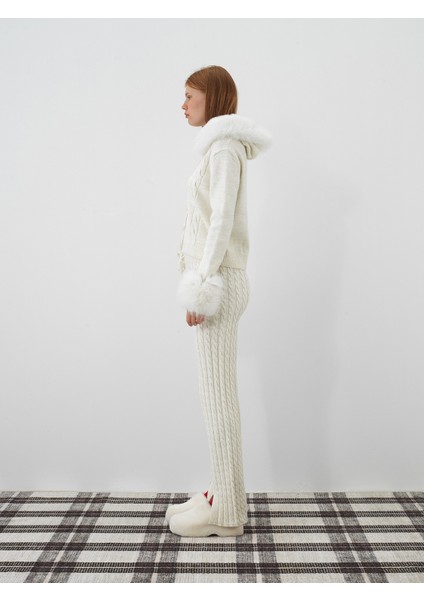 Kadın Ekru Doğal Yün Dokulu Oversize Ceket modelleri