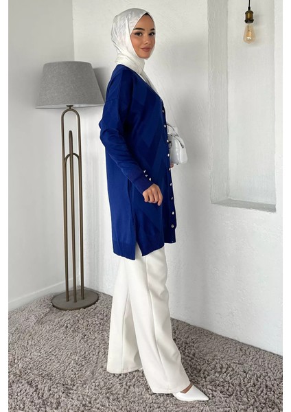 Ön Düğmeli Desenli Tesettür Triko Hırka (M-L-Xl Uyumludur) P-00018881 modelleri