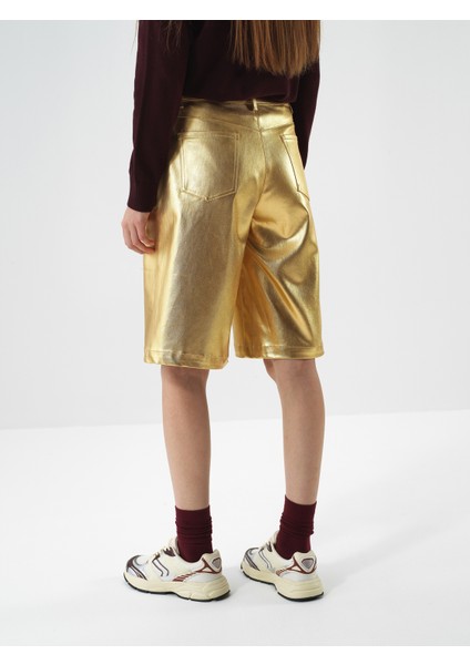 Kadın Gold Pamuk Dokulu Oversize Şort fırsatları