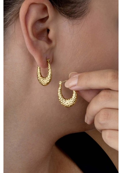 Yılan Derisi Desenli Altın Kaplama Çelik Küpe