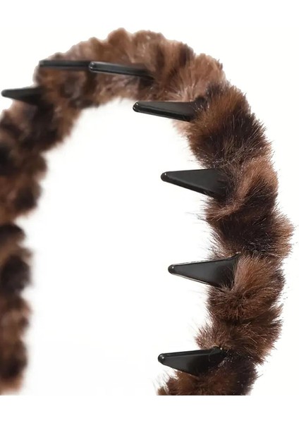 Yumuşak Kürklü Dekorlu Geçmeli Taç fiyatları