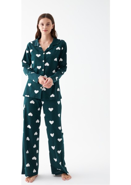 Kadın Zümrüt Yeşili Kalp Desenli Düğmeli Pamuklu Pijama Takımı fiyatları