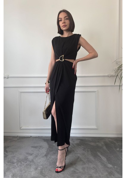 Açık Bel Detay Tokalı Elbise- Siyah