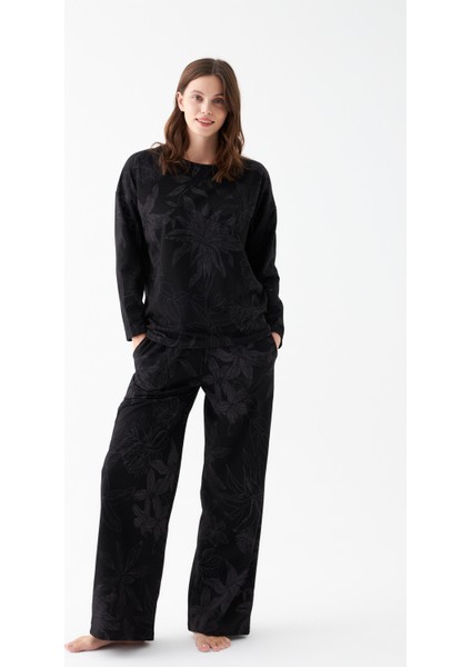 Kadın Oversize Siyah Çiçek Desenli Pamuklu Kalın Pijama Takımı