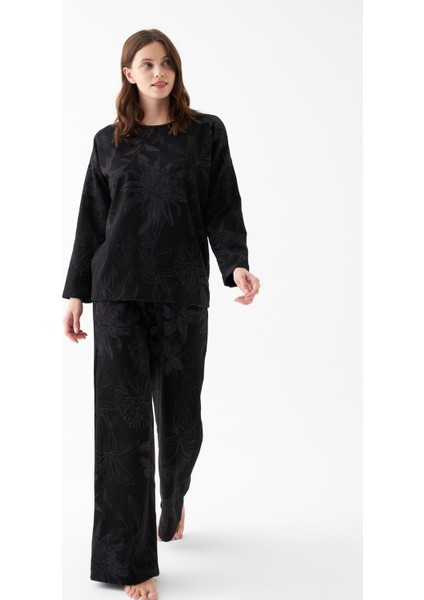 Kadın Oversize Siyah Çiçek Desenli Pamuklu Kalın Pijama Takımı