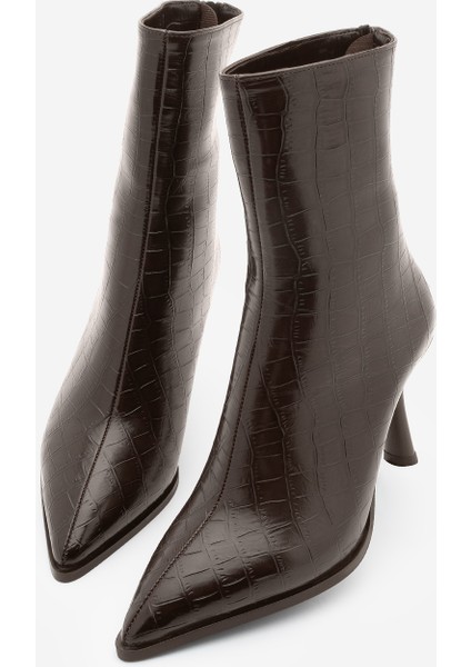 Kadın Topuklu Bot Sivri Burun Kadeh Ökçe Arkadan Fermuarlı Günlük Klasik Bot Monos Kahve Croco