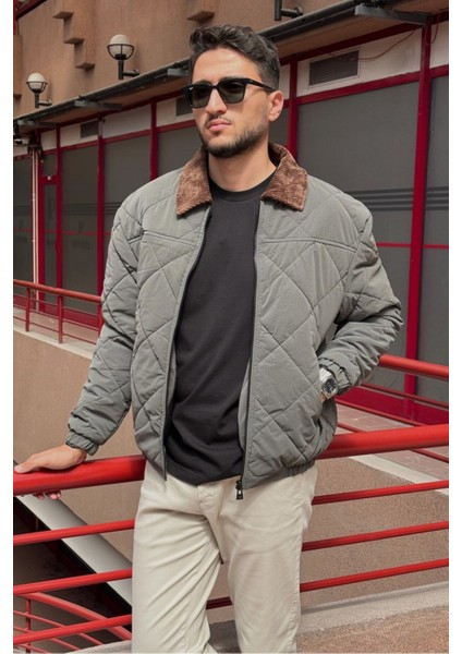 Rahat Kesim, Yakası Kadife Detaylı, Baklava Desen Kapitone, Suya Dayanıklı Ceket 2505 fırsatları