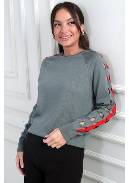 Kadın Kolu Şerit Dekolteli Triko Bluz