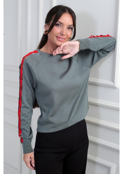 Kadın Kolu Şerit Dekolteli Triko Bluz fiyatları