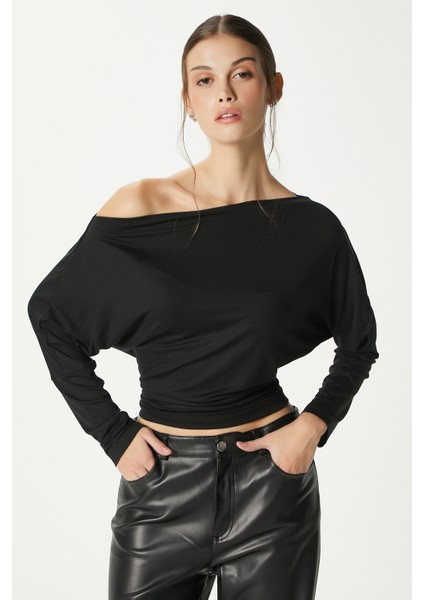 Kadın Grace Asimetrik Omuz Detay Siyah Bluz fiyatları