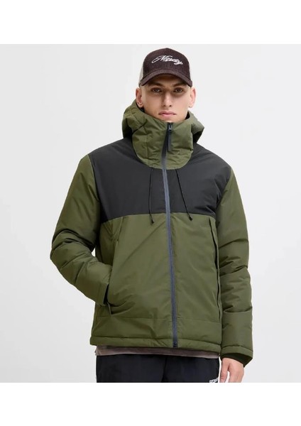 Jack&jones 12285586 Jcounıon Lıght Padded Grape Leaf Erkek Mont fırsatları