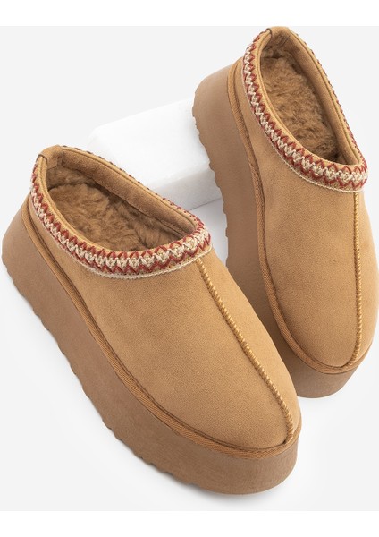 Kadın İçi Kürklü Kalın Taban Önü Kapalı Günlük Kışlık Terlik Furenta Taba Süet
