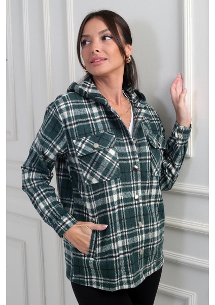 Kadın Kapüşonlu Ekose Desenli Metal Düğmeli Cepli Gömlek fiyatları