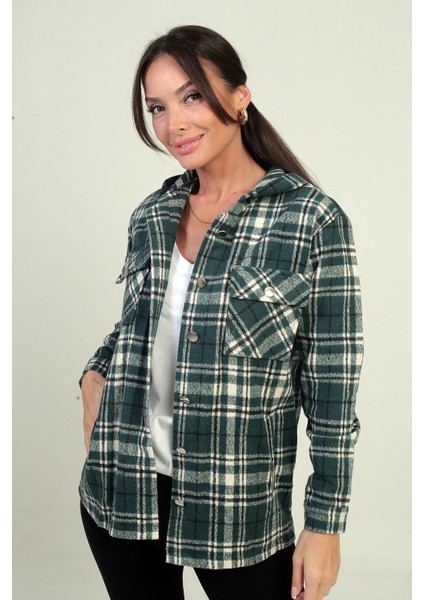 Kadın Kapüşonlu Ekose Desenli Metal Düğmeli Cepli Gömlek modelleri