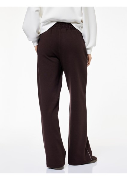 Pamuklu Şardonlu Biyeli Baskılı Beli Lastikli Geniş Paça Eşofman Altı fırsatları