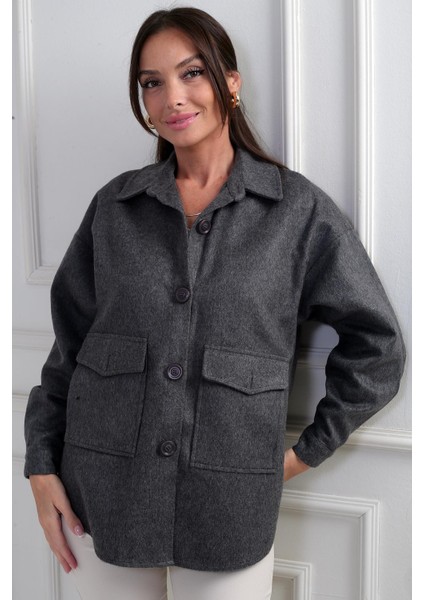 Kadın Önü Düğmeli Cepli Gömlek