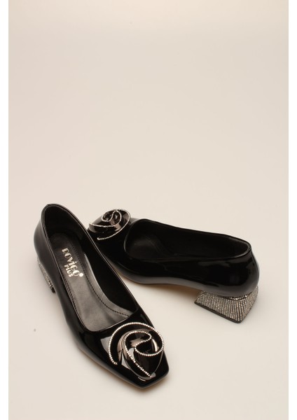 Idil Siyah Rugan Taşlı Kadın Topuklu modelleri