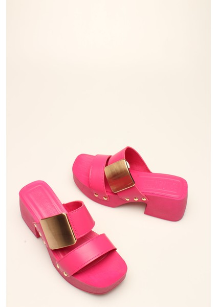 Idil Fuşya Cilt Tokalı Kadın Takunya modelleri