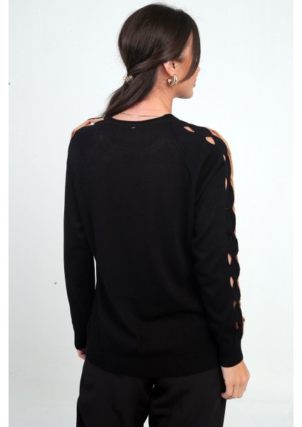 Kadın Kolu Şerit Dekolteli Triko Bluz fırsatları