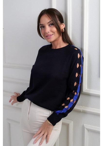 Kadın Kolu Şerit Dekolteli Triko Bluz