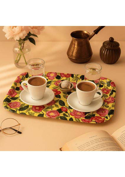 Çiçek Desenli Sunumluk Sarı Metal Tepsi