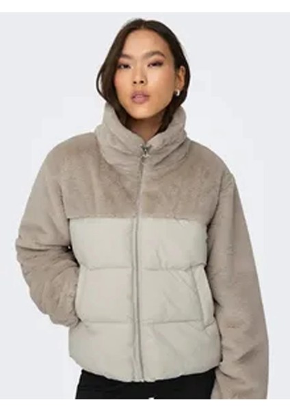 15292945 Kadin Mont - Krem