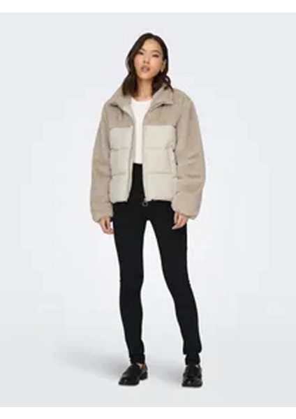 15292945 Kadin Mont - Krem fiyatları