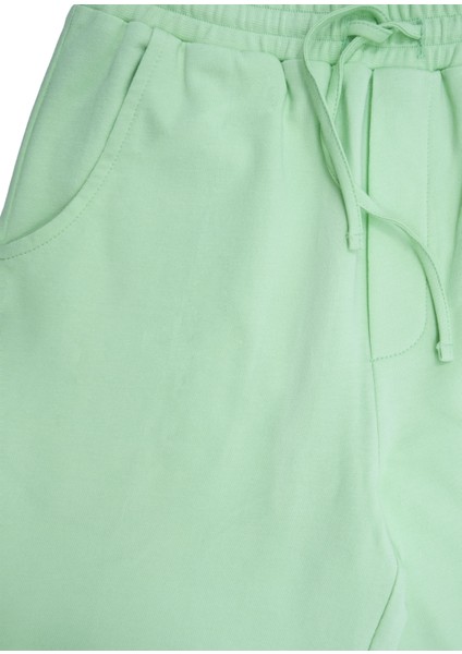 Organik Kumaş Yeşil Yazlık Erkek Çocuk Şort modelleri