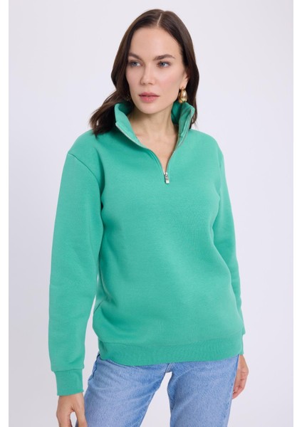 Kadın Relax Fit Rahat Kesim Pamuklu Içi Polarlı Yarım Fermuarlı Yeşil Dik Yaka Sweatshirt