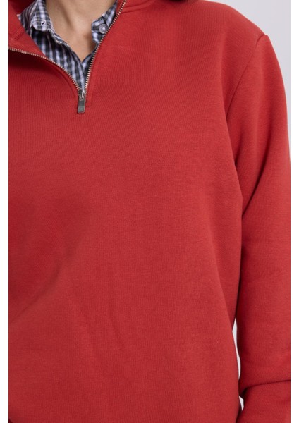 Kadın Relax Fit Rahat Kesim Pamuklu Içi Polarlı Yarım Fermuarlı Kırmızı Dik Yaka Sweatshirt modelleri