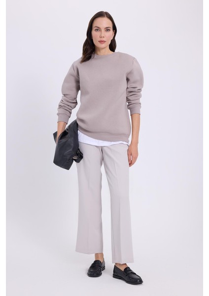 Kadın Oversize Geniş Kesim Pamuklu Yumuşak Dokulu Içi Polarlı Basic Gri Bisiklet Yaka Sweatshirt indirimleri