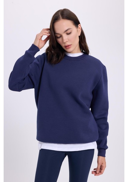 Kadın Oversize Geniş Kesim Pamuklu Yumuşak Dokulu Içi Polarlı Basic Lacivert Bisiklet Yaka Sweatshirt fiyatları