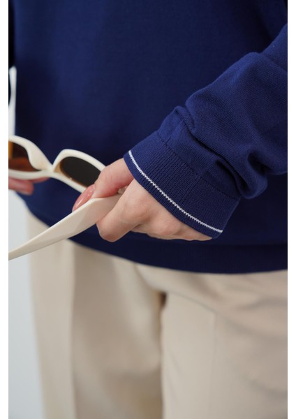 Polo Yaka Düğmeli Triko-Lacivert fırsatları